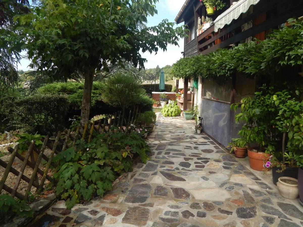 The Petite Chalet Chambre d'hôtes L'Isle-Jourdain (Vienne) Exterior foto