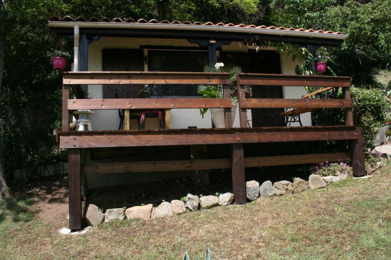 The Petite Chalet Chambre d'hôtes L'Isle-Jourdain (Vienne) Exterior foto